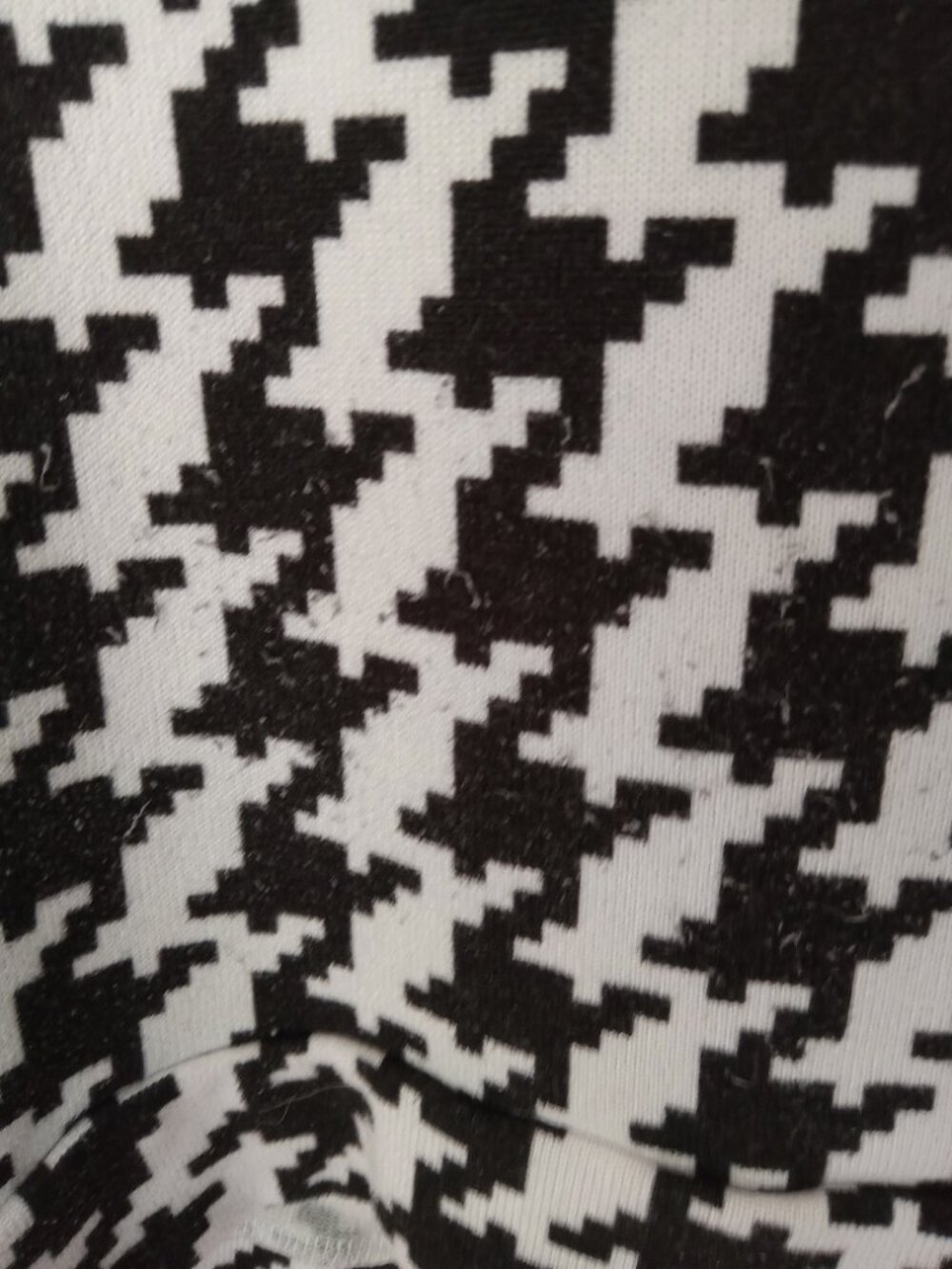 Lexington Ave pullover hoodie - Picture 4 of 5